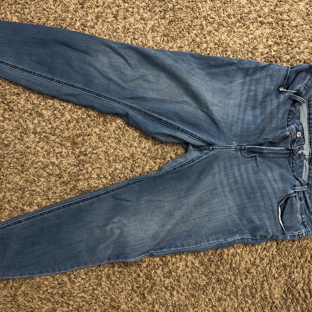 Ava & Viv Medium Wash Blue Cropped Jeans